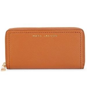 NWT Marc Jacobs Wallet